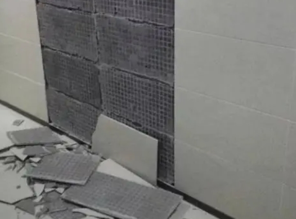 索县瓷砖空鼓维修公司分享下索县墙砖松动维修的知识